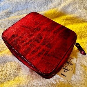 NWT Neiman Marcus Burgundy/Pink Shiny Jewelry Travel Case